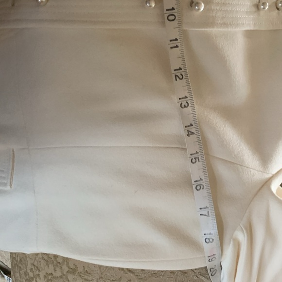 Women suit - Picture 10 of 10